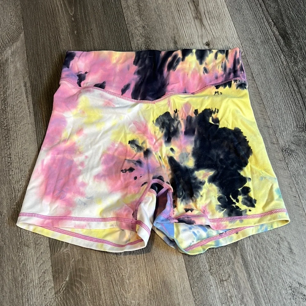 Cloud shorts - Picture 1 of 3